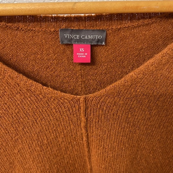 Vince Camuto Women's V-Neck Sweater in Rust - Picture 4 of 4